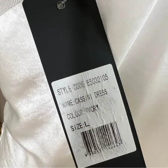 Elliatt Cassini Dress in Ivory NWT Size Large Revolve - Picture 9 of 9